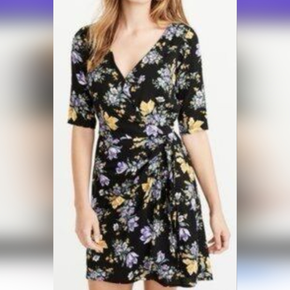Abercrombie & Fitch-Faux Wrap Around Floral Short Sleeve Deep V-Neck Dress 